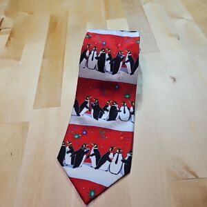 Hallmark Men's Penguins Partying Tie Red & White